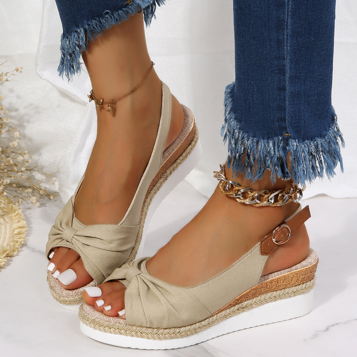 Women's Wedge Sandals with Hemp Rope Design 4