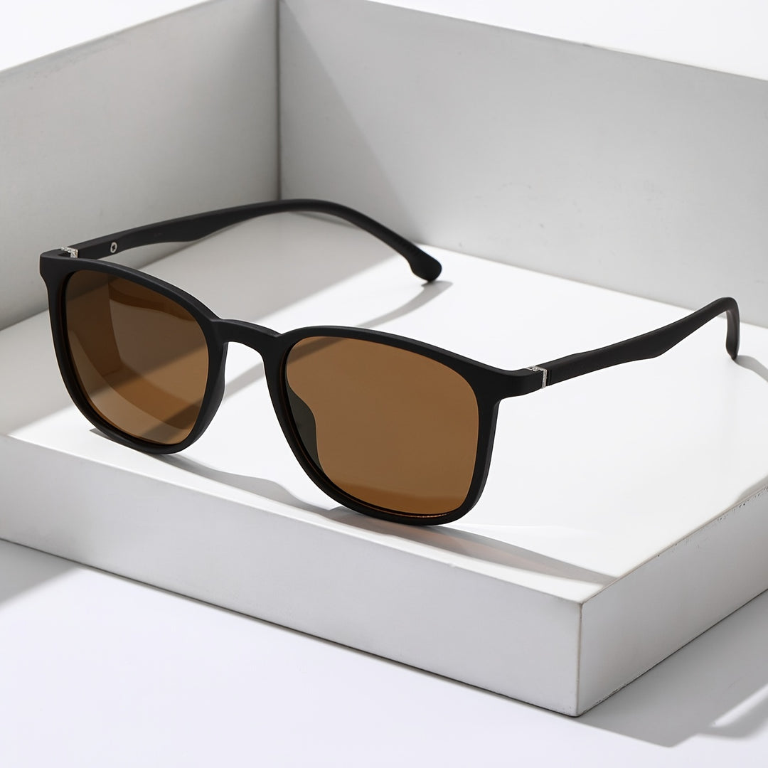 Men's Polarized Sunglasses with Classic Design 2